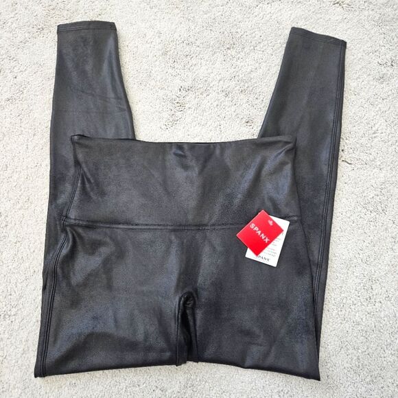 NWT Spanx | Matte Black Faux Leather Leggings 2437, Womens XL - Picture 6 of 9